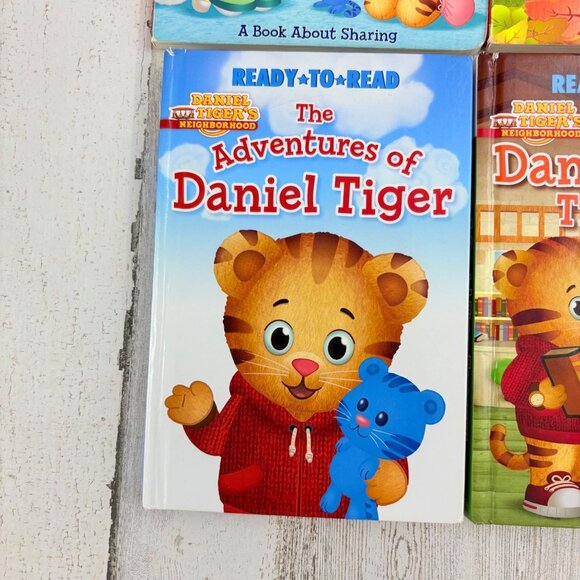Lot of 4 Daniel Tiger's Neighborhood  Picture Books and Board Books Treasury - Picture 4 of 10